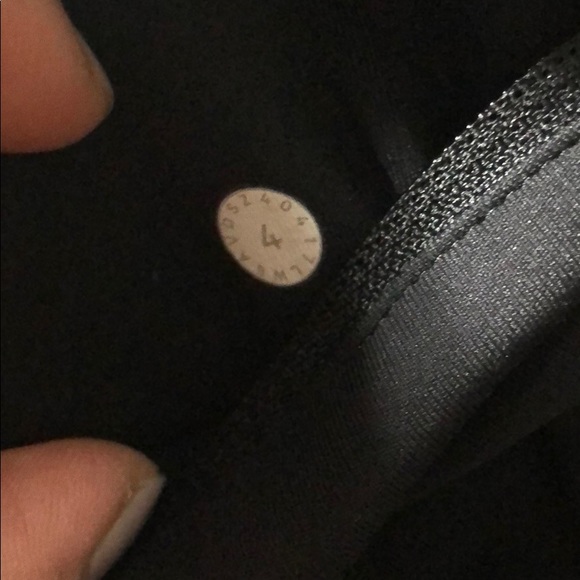 Lululemon pants - Picture 7 of 8